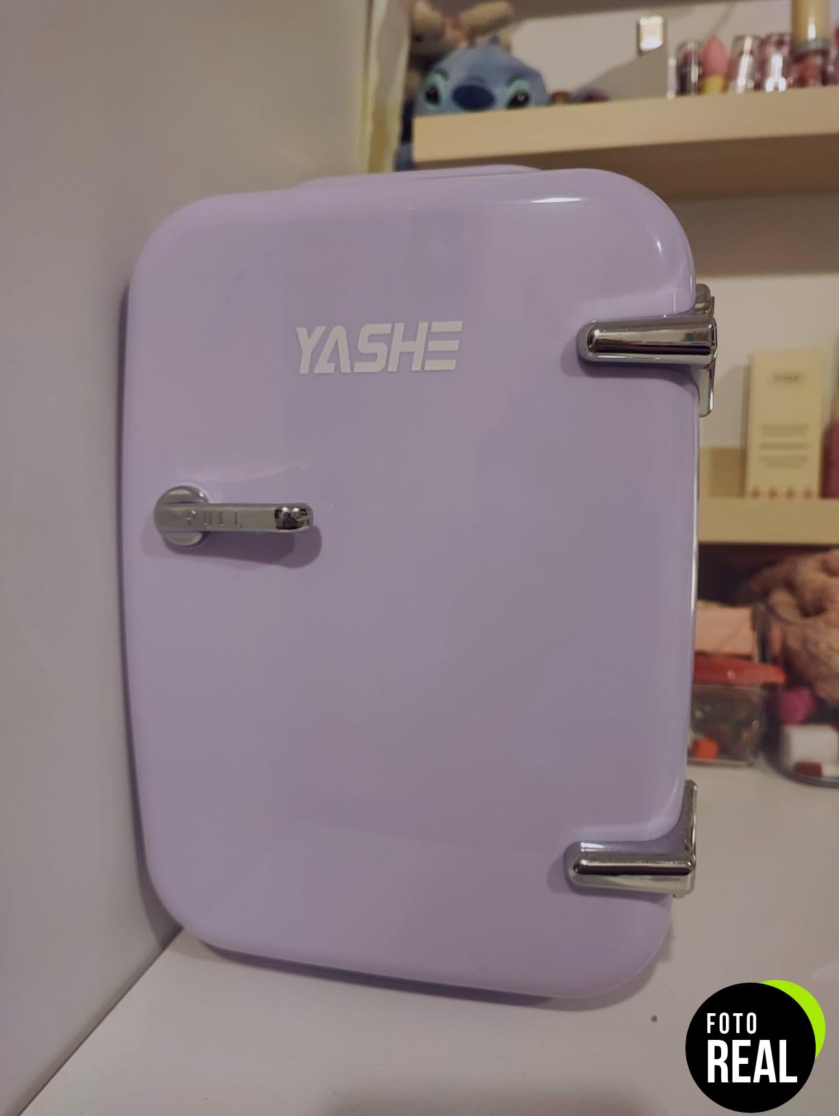 yashe-mini-nevera-4l-morada-foto-3